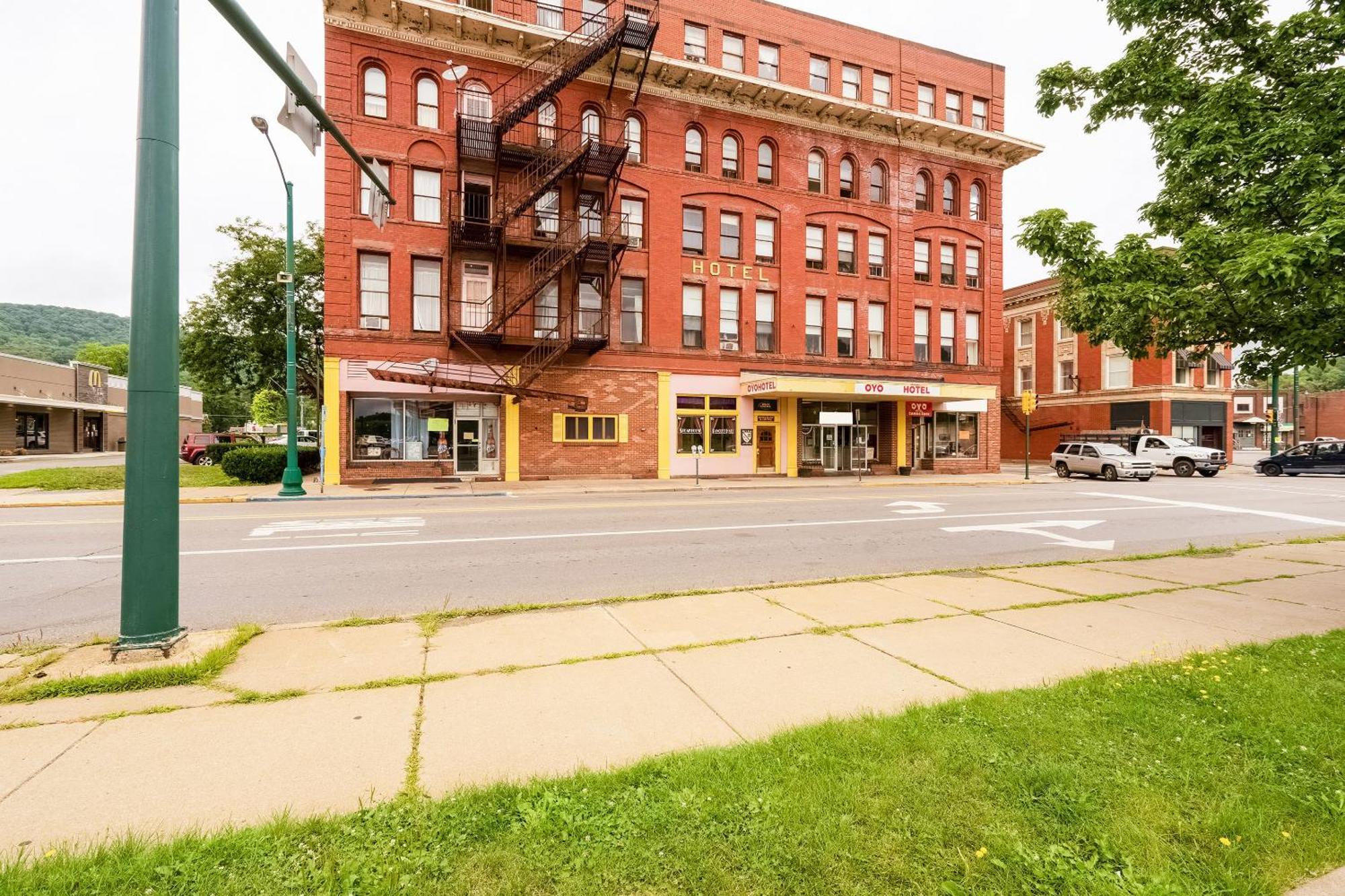 Oyo Hotel Bradford Main St Pa 외부 사진