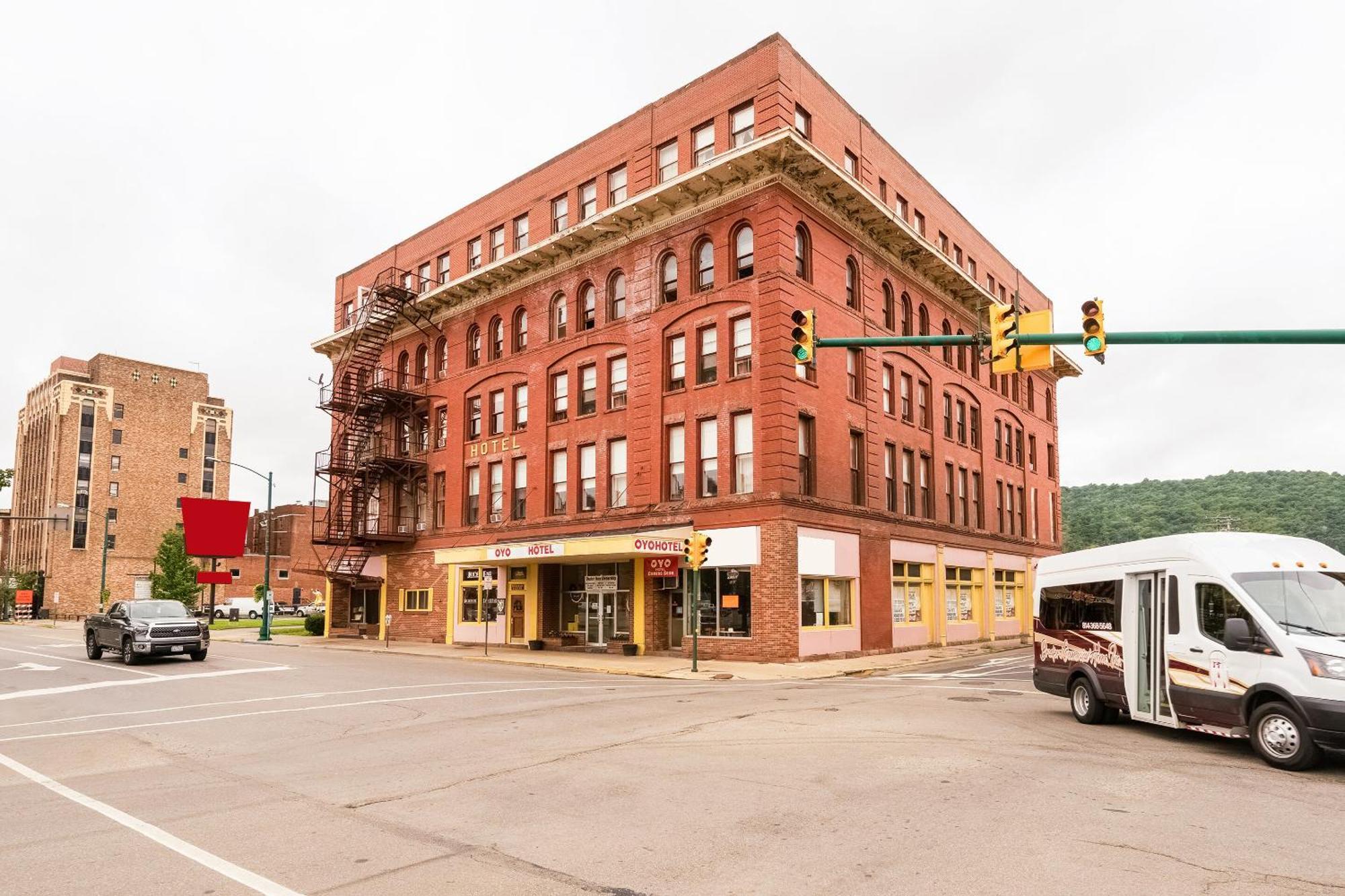 Oyo Hotel Bradford Main St Pa 외부 사진